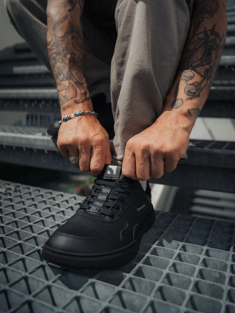 barefoot-tenisky-barebarics-zing-all-black-leather-108107-size-large-v-1.webp